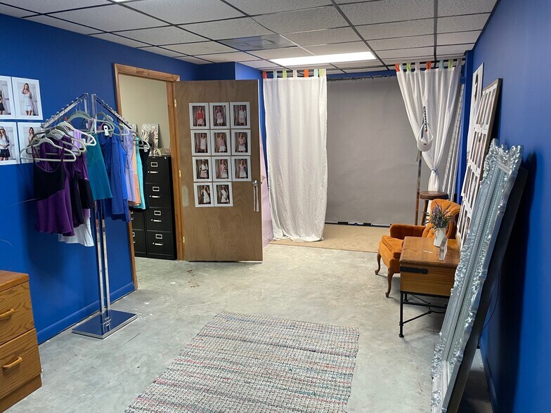More Photos Of 12000 SW 132nd Ct, Miami Light Distribution For Lease