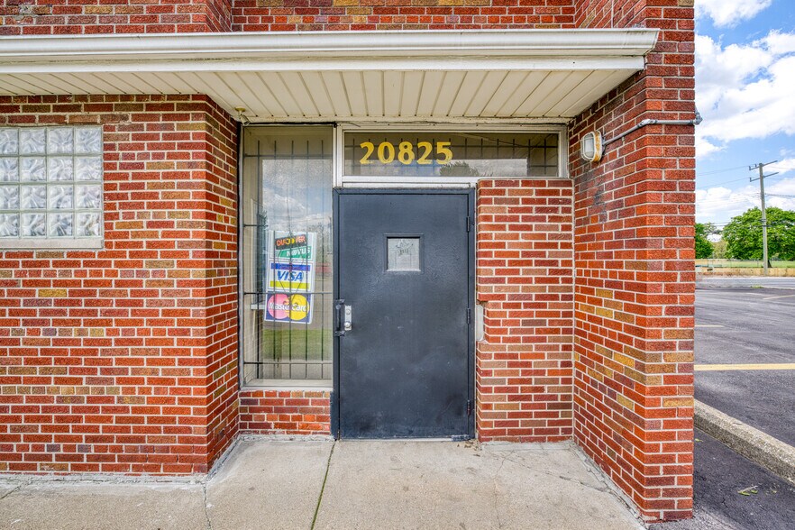 More Photos Of 20825 Plymouth Rd, Detroit Medical For Sale