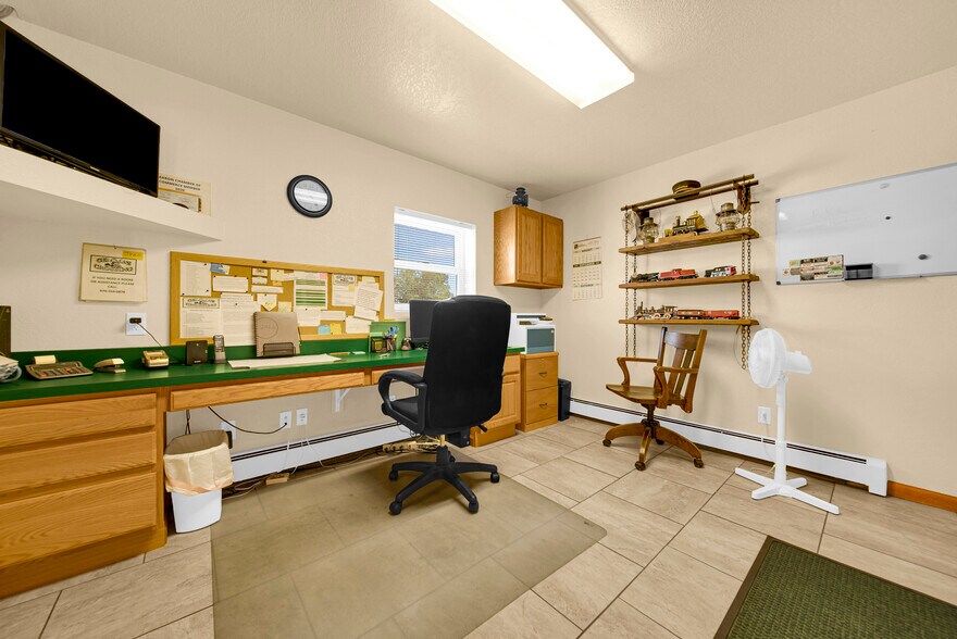 More Photos Of 60 Hickory Ave, Akron Hotel For Sale