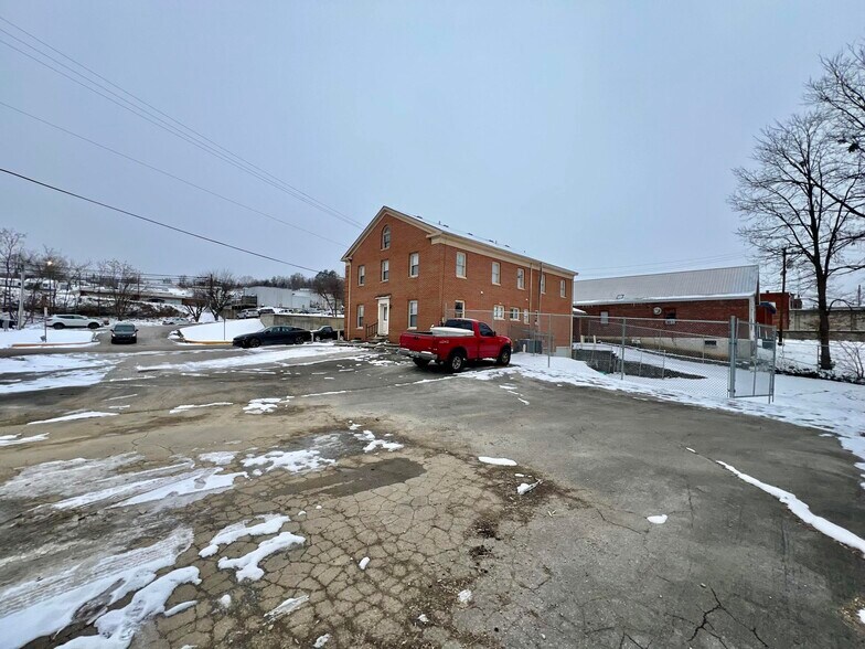 More Photos Of 240 E Main St, Mount Vernon Apartments For Sale