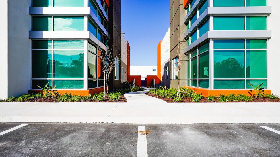 More Photos Of 1290 Ocoee Apopka Rd, Ocoee Unknown For Lease