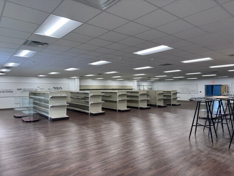 More Photos Of , Tallahassee General Retail For Sale