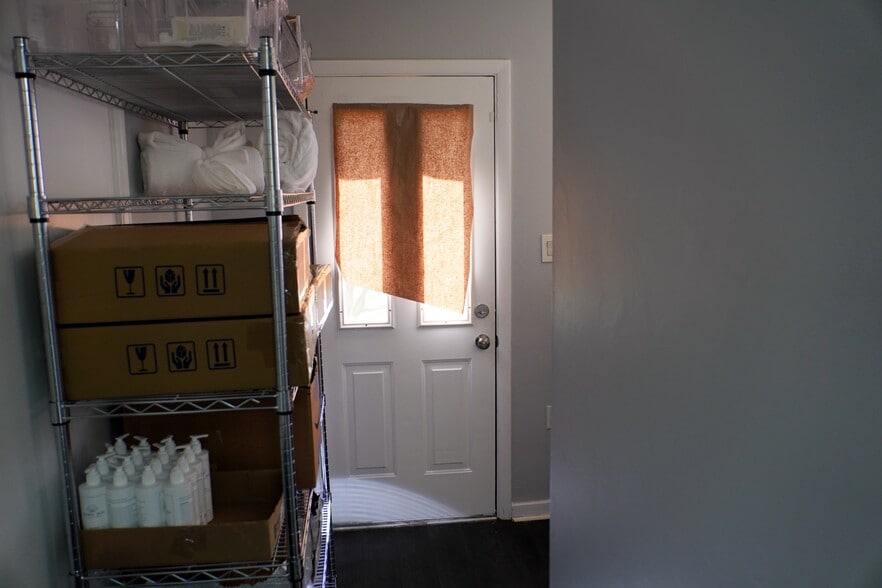 More Photos Of 601 Avenue B NW, Winter Haven Office Residential For Sale