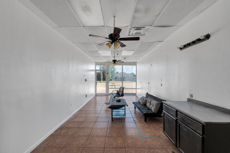 More Photos Of 7118-7140 Downman Rd, New Orleans Storefront Retail Residential For Sale