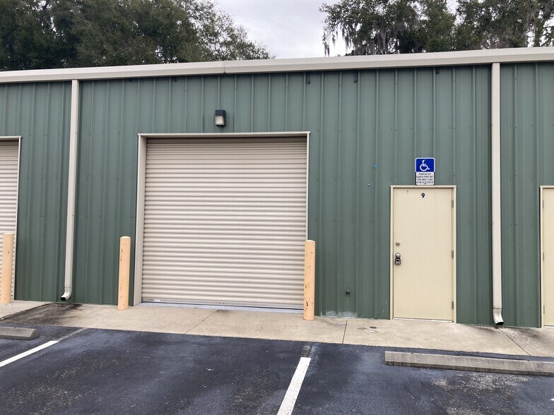 More Photos Of 617 S US 301, Sumterville Warehouse For Lease