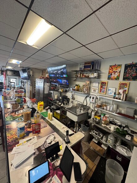 More Photos Of 1126 Northampton St, Easton Storefront Retail Residential For Sale