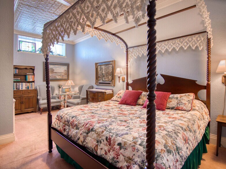 More Photos Of , Mason Unknown For Sale