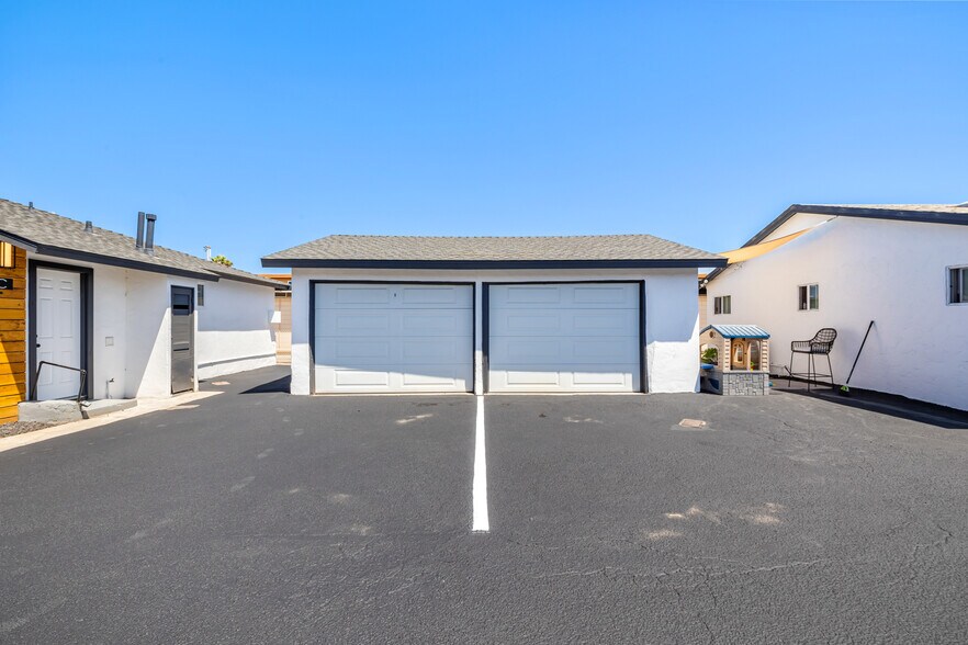 More Photos Of 569 Park Way, Chula Vista Apartments For Sale