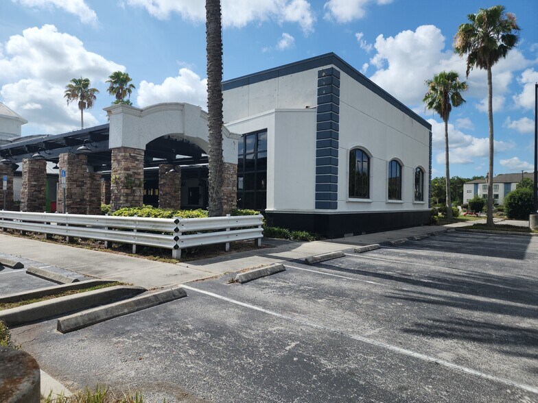 More Photos Of 8520 W Irlo Bronson Memorial Hwy, Kissimmee Restaurant For Sale