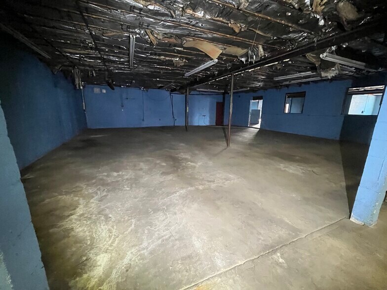 More Photos Of 124 N 2nd St, Terre Haute Warehouse For Sale