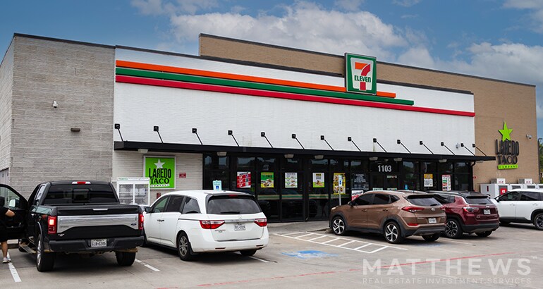 More Photos Of 1103 W Main St, La Porte Service Station For Sale