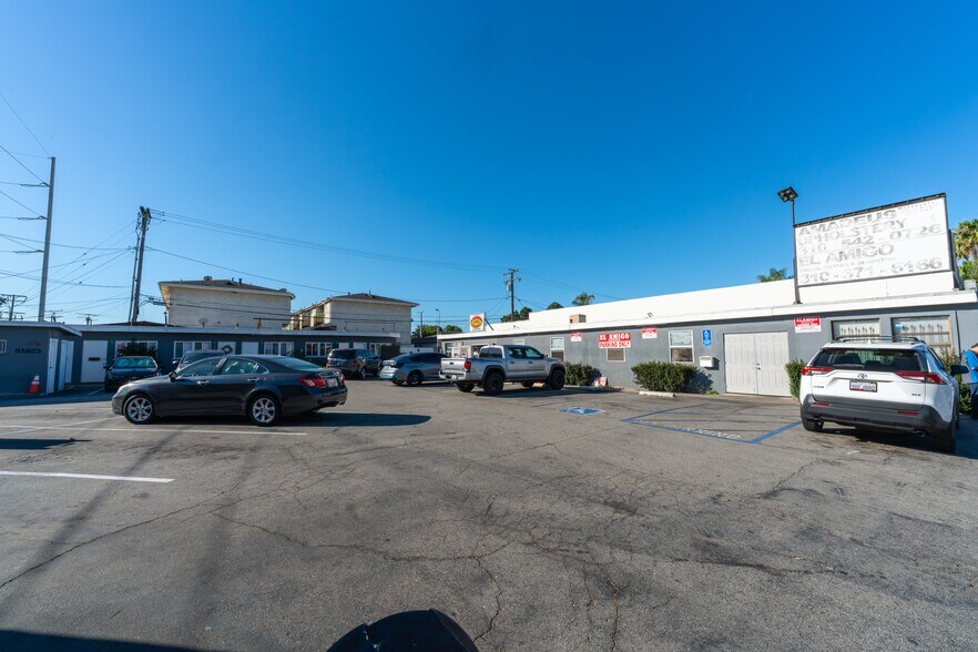 More Photos Of 4610-4612 Manhattan Beach Blvd, Lawndale Warehouse For Sale
