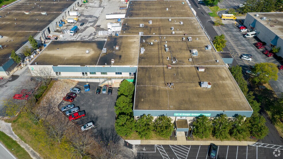 More Photos Of 800-820 Freeway Dr N, Columbus Office For Lease