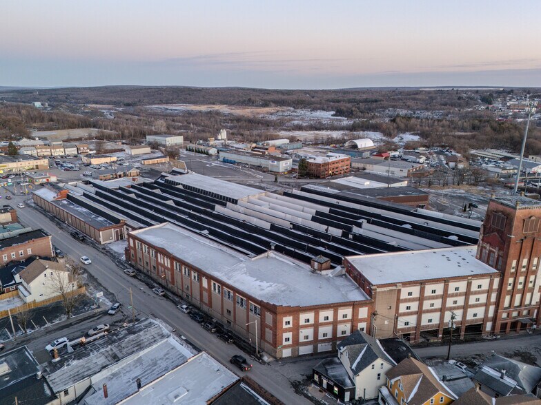 More Photos Of 100 E Diamond Ave, Hazleton Warehouse For Lease