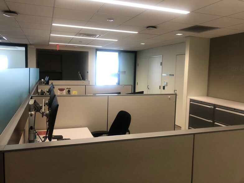 More Photos Of 841 E Hunting Park Ave, Philadelphia Medical For Lease
