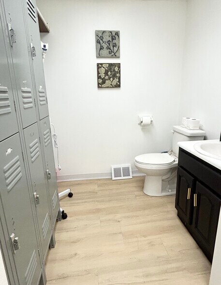 More Photos Of 156 N Franklin St, Mondovi Healthcare For Sale