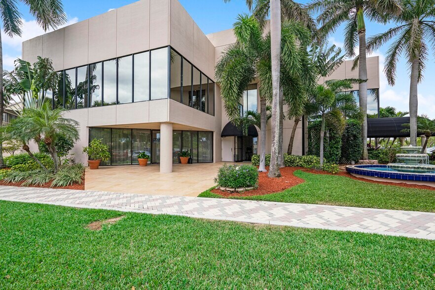 More Photos Of 1680 SE 3rd Ct, Deerfield Beach Loft Creative Space For Lease