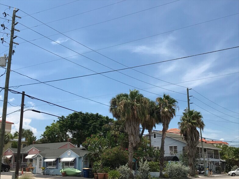 More Photos Of 644 Mandalay Ave, Clearwater Beach Specialty For Sale