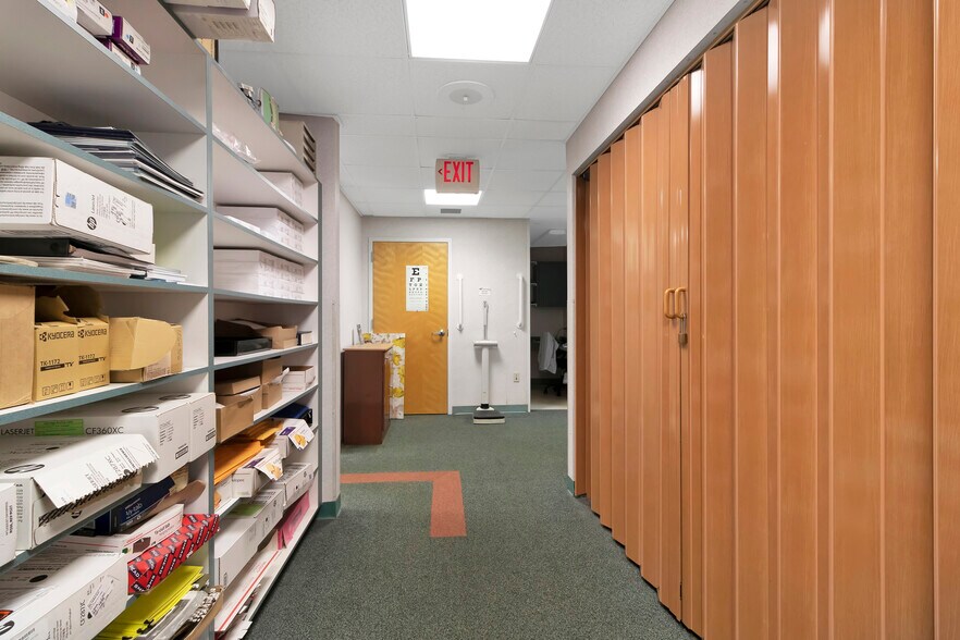 More Photos Of 2525 Harbor Blvd, Port Charlotte Medical For Lease