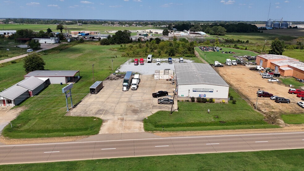 More Photos Of 1319 US-82, Indianola Service For Sale