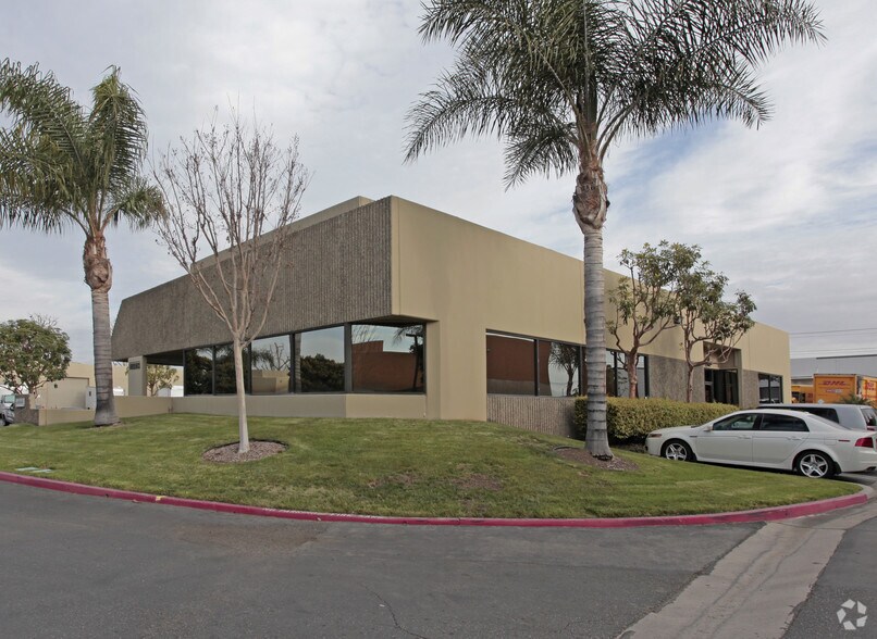 16520 Aston St, Irvine, CA 92606 Warehouse For Sale