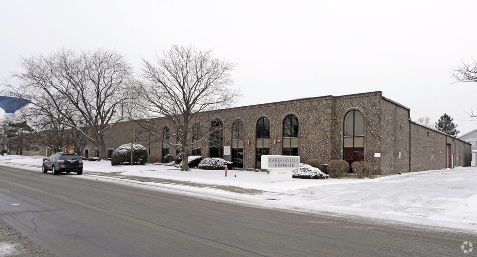 Primary Photo Of 1536 Bourbon Pky, Streamwood Manufacturing For Sale