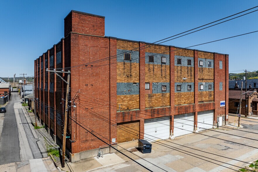 More Photos Of 301 Munson Ave, McKees Rocks Industrial For Lease