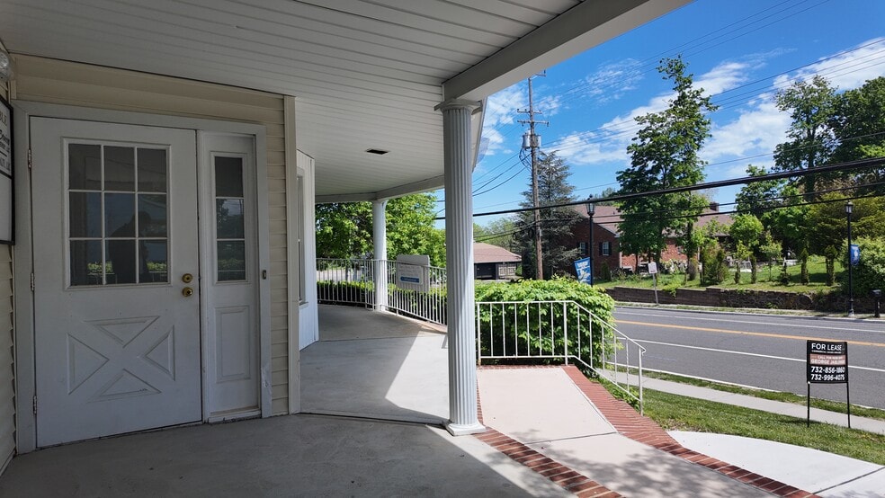 More Photos Of 33 N Main St, Marlboro Office For Lease