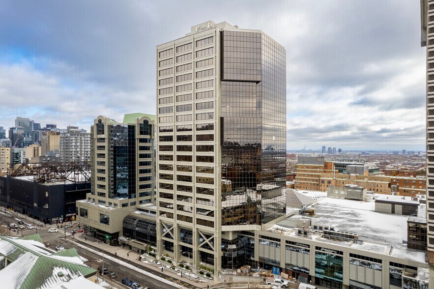 More Photos Of 3400 Boul De Maisonneuve O, Montréal Unknown For Lease