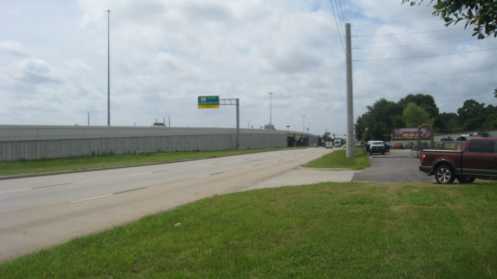 More Photos Of 27918 Briar Meadow Rd, Tomball Land For Sale