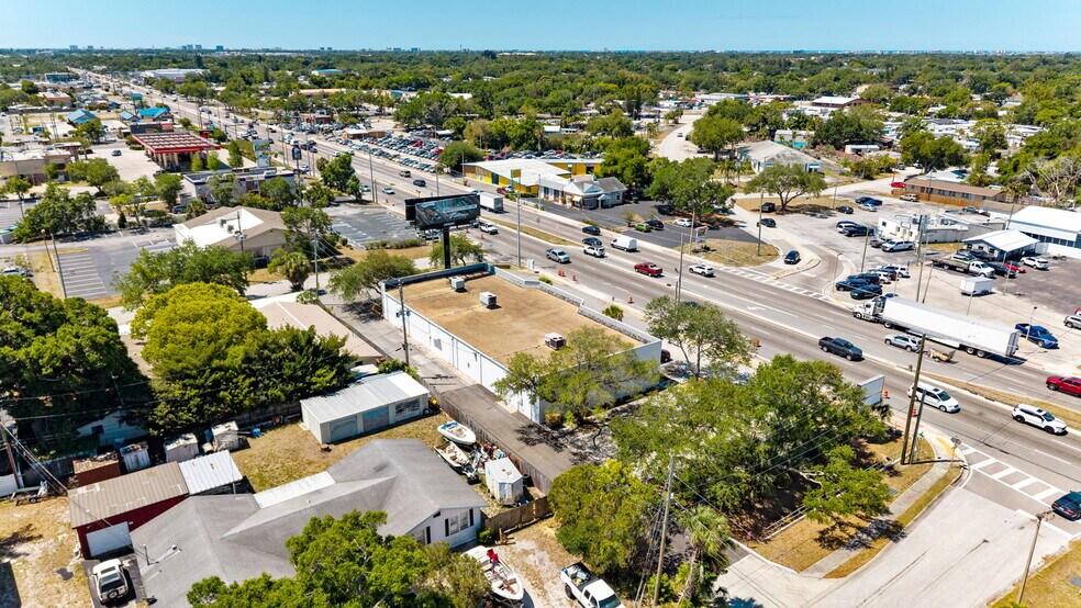 More Photos Of 4801 66th St N, Kenneth City General Retail For Sale