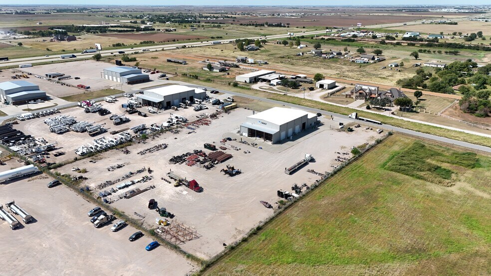 More Photos Of 3105 Davinion Rd, El Reno Manufacturing For Lease
