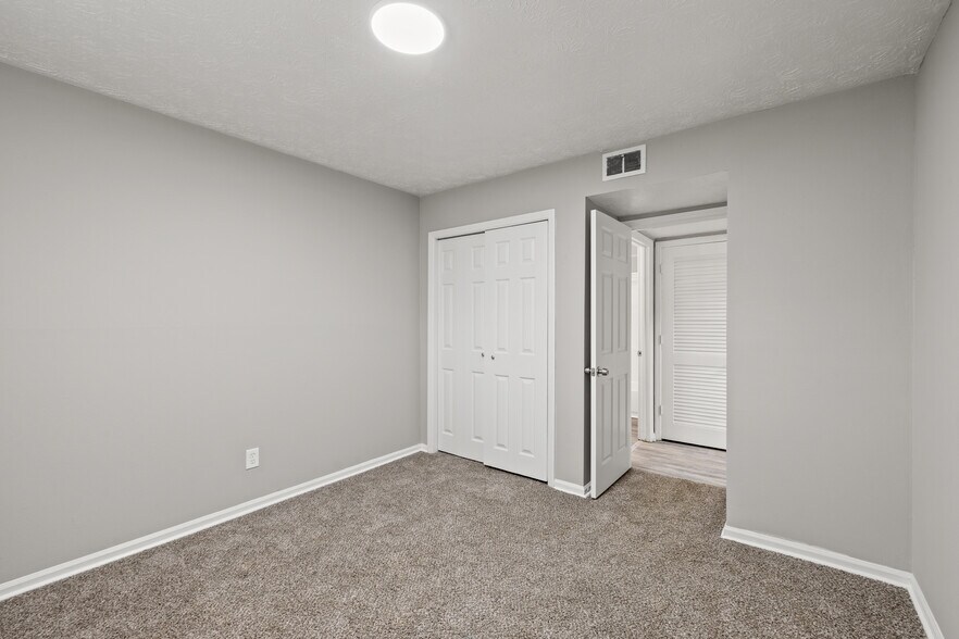 More Photos Of , Lexington Multifamily For Sale
