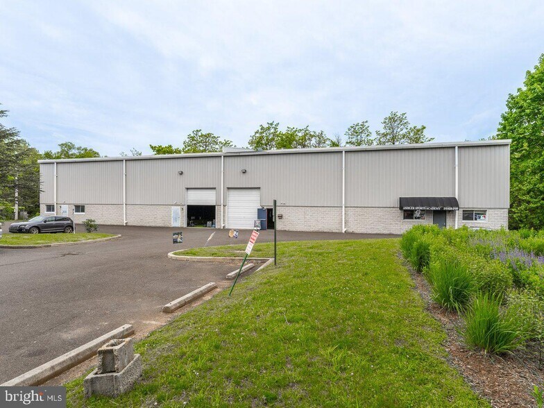 More Photos Of 220 S Chestnut St, Ambler Warehouse For Sale