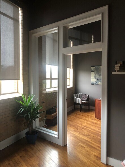 More Photos Of 3121 Broadway St, Paducah Storefront Retail Office For Sale