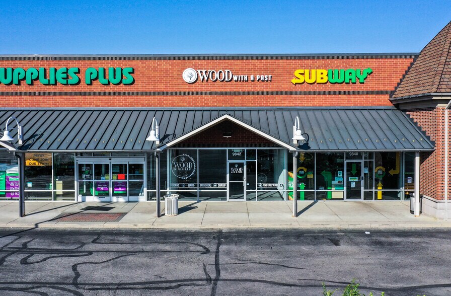 More Photos Of 9800-9890 Brewster Ln, Powell General Retail For Lease