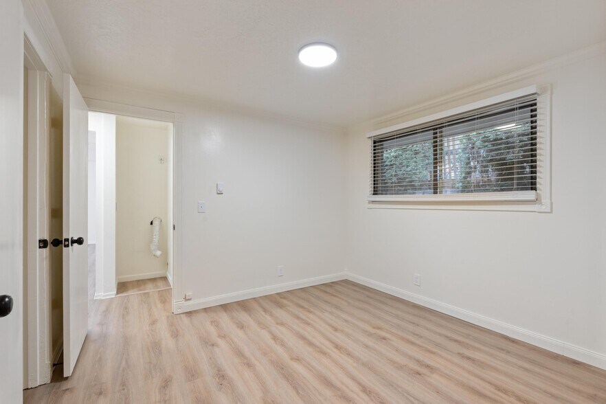 More Photos Of 2507-2525 SE Monroe St, Portland Apartments For Sale