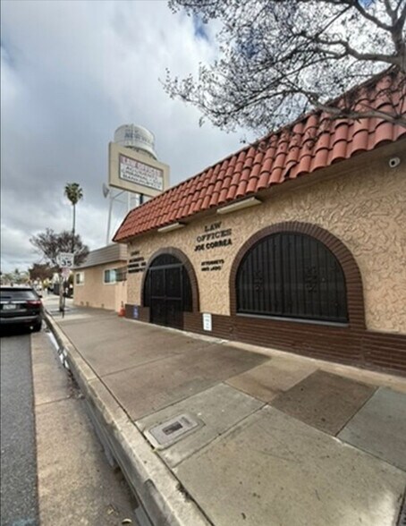 More Photos Of 13624 San Antonio Dr, Norwalk Office For Lease