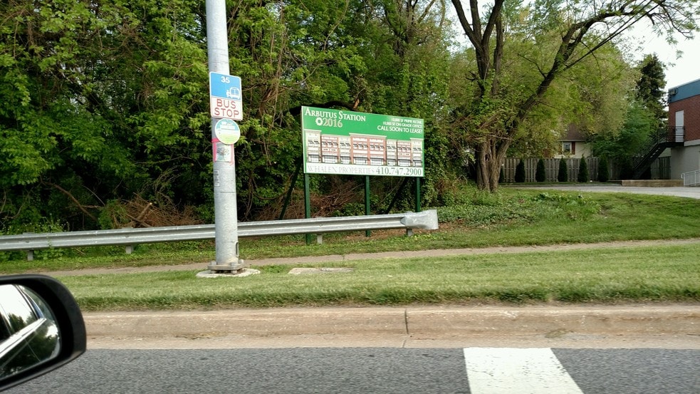 More Photos Of 1516 Sulphur Spring Rd, Arbutus Office For Lease