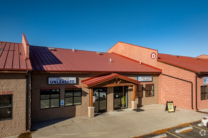 Primary Photo Of 1925 N Wildwood St, Boise Showroom For Sale