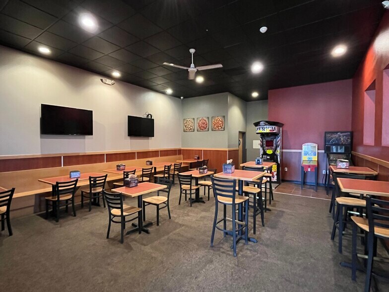 More Photos Of 1255 Lillian Ave, Escalon Freestanding For Lease