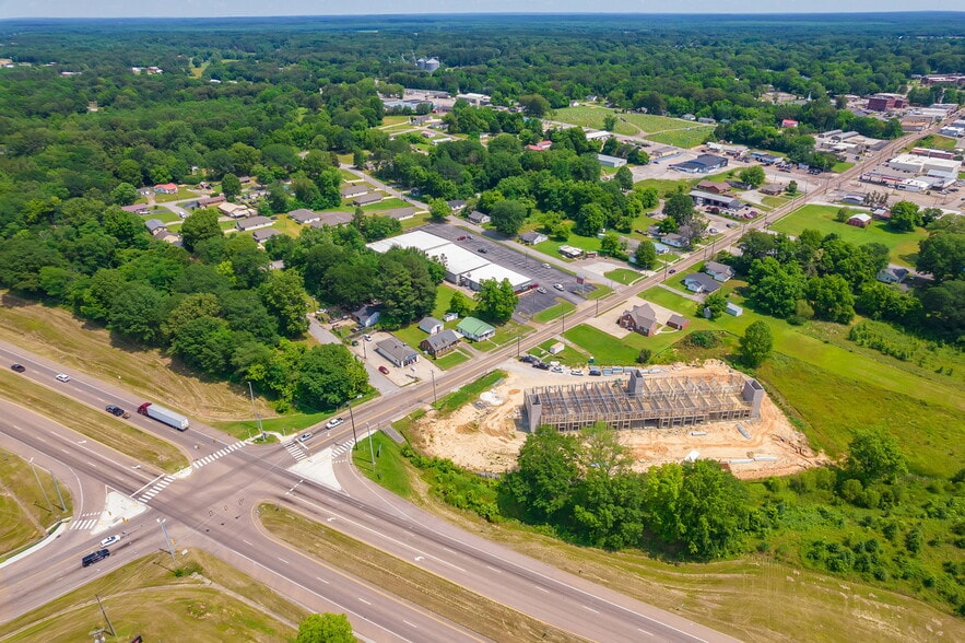 More Photos Of 121 Whitley Ave, Henderson Supermarket For Lease