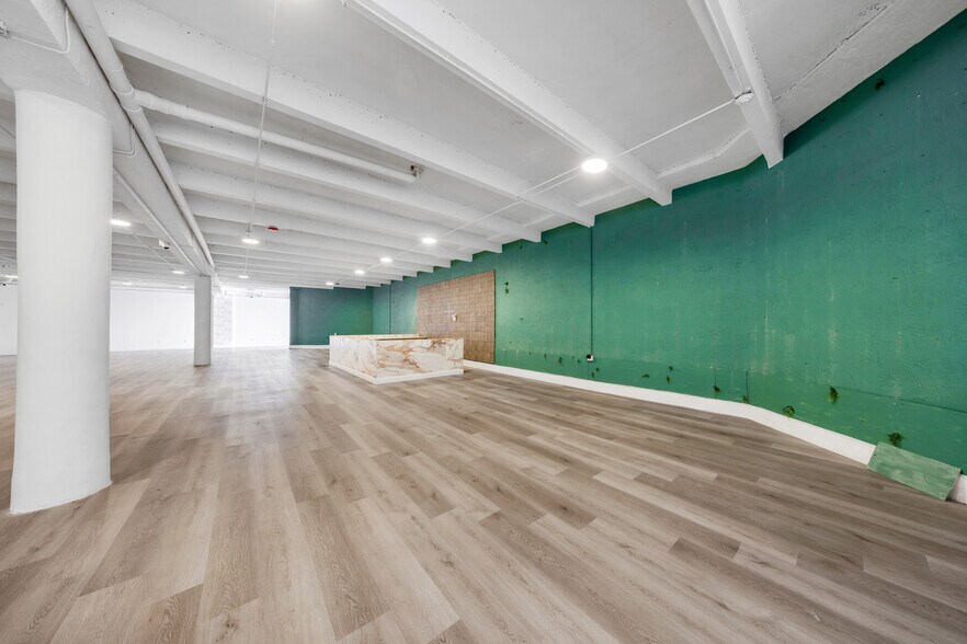 More Photos Of 9855 S Dixie Hwy, Pinecrest Freestanding For Sale