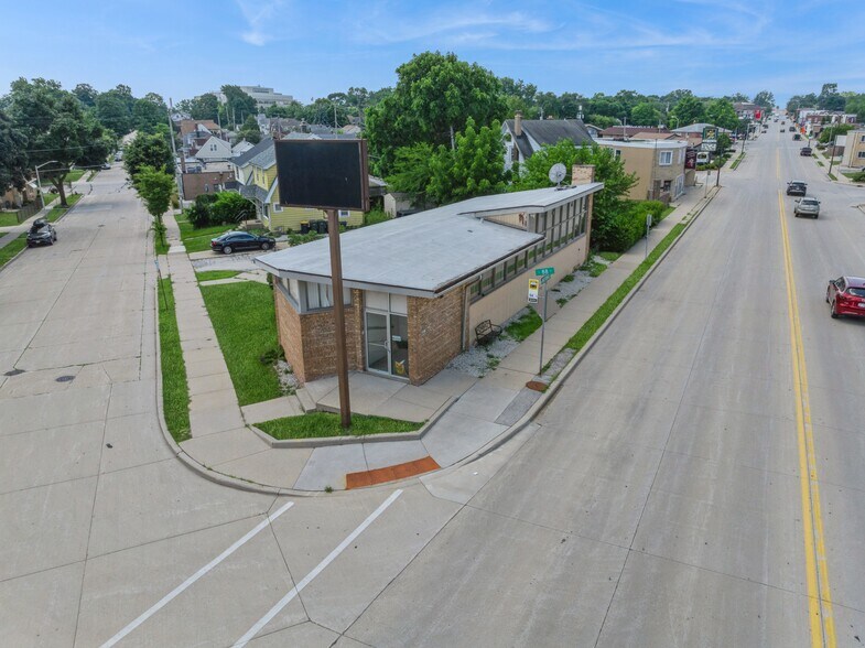 More Photos Of 8801 W National Ave, West Allis Medical For Sale