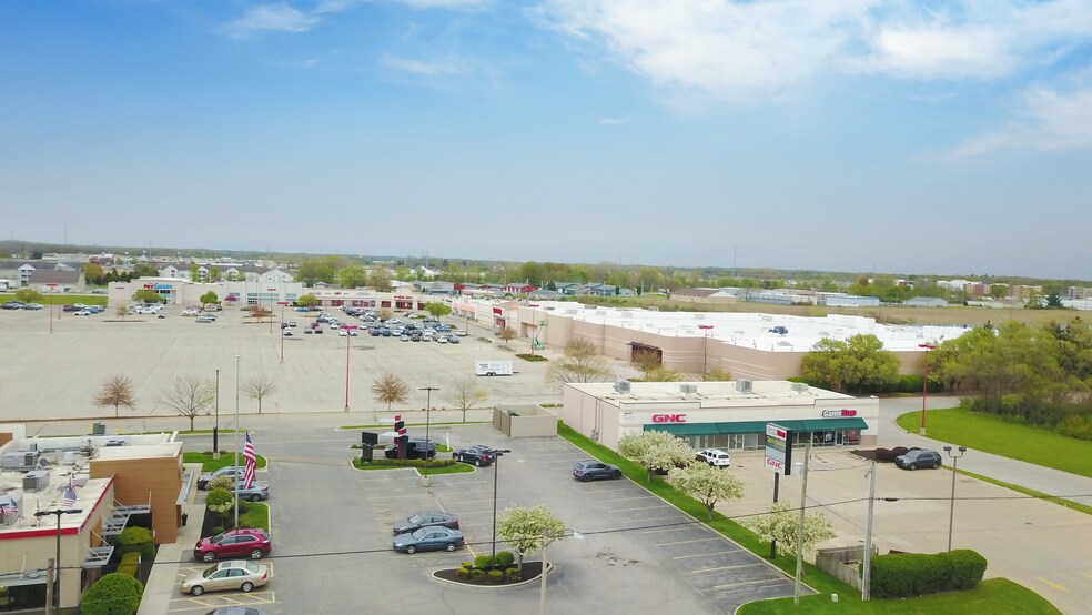 More Photos Of 2061 M-139, Benton Harbor Freestanding For Lease