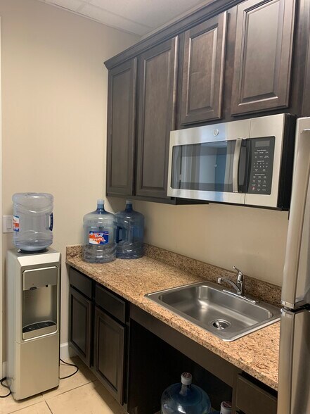 More Photos Of 440 Cobia Dr, Katy Unknown For Lease