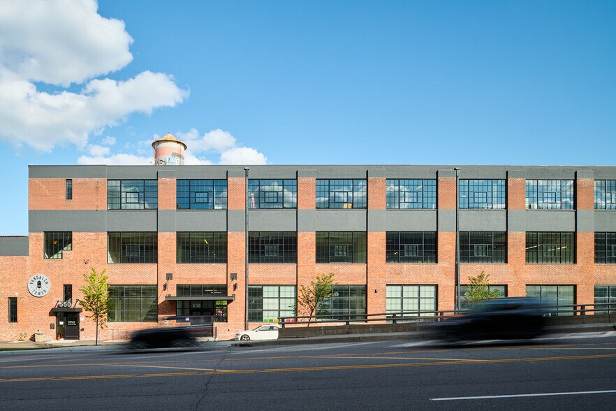 More Photos Of 550 Vandalia St, Saint Paul Loft Creative Space For Lease