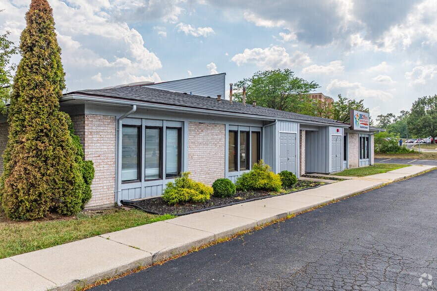 More Photos Of 4125-4147 Sauk Trl, Richton Park Coworking Space