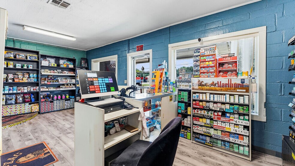 More Photos Of 65 W Main St, Farmington Freestanding For Sale