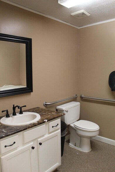 More Photos Of 511 E Main St, Saint Henry Freestanding For Sale